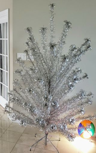Vintage Evergleam 7 - Ft Aluminum Pompom Christmas Tree,  Motorized Color Wheel