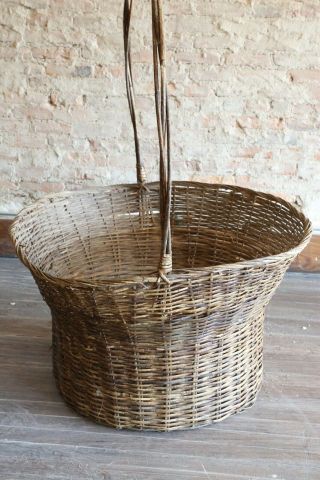 Vintage Easter Basket Antique Wicker Basket Laundry Blankets Storage Photography 6