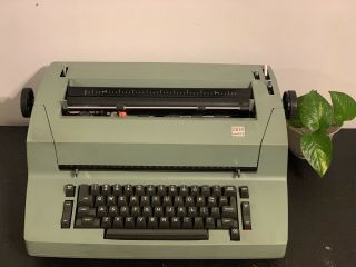 Ibm Selectric Ii Correcting Electric Typewriter Vintage Green