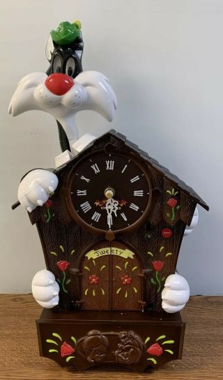 Rare Looney Tunes Sylvester And Tweety Moving Talking Cuckoo Clock Read Descr
