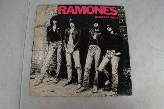 Sire Records 1977 Sr - 6042 Rocket To Russia By Ramones Vinyl Lp Album