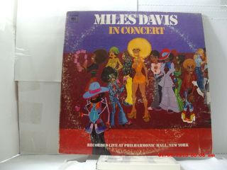 Miles Davis - (2 - Lp) - In Concert - Recorded Live At Philharmonic Hall,  York - 1973