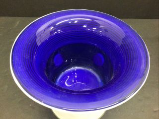 Vintage Unsigned Art Glass Cobalt Blue White Flower Vase VERY GOOD COND 2