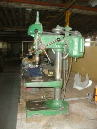 Walker Turner Vintage Drill Press with Slow - Speed Attachment 2