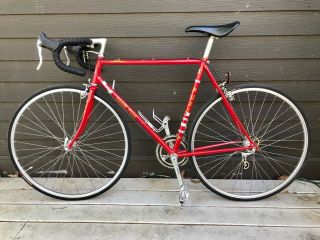 1984 Vintage Japanese Club Fuji Road / Racing Bike Bicycle