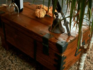 Vintage Travel Trunk Wooden Coffee Table Cottage Steamer Pine Chest Storage Box 6