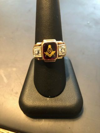 Men’s masonic ring 1/2 Carat Diamonds Tw 10k Yellow Gold vintage 2