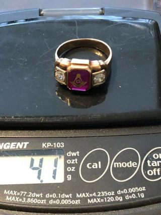 Men’s masonic ring 1/2 Carat Diamonds Tw 10k Yellow Gold vintage 3