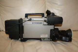 Vintage Sony DXC - 1640 2