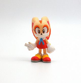 Sonic X Cream The Rabbit 1.  5 " Mini Pvc Rubber Figure Toy Japan Gacha Hedgehog