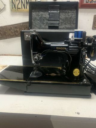 Vintage Singer 221 - 1 Featherweight Portable Sewing Machine And Case Lamp