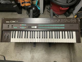 Yamaha Dx7 Synthesizer Dx - 7 Vintage Keyboard