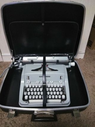 Vintage 1963 Hermes 3000 Seafoam Portable Typewriter W/ Travel Case