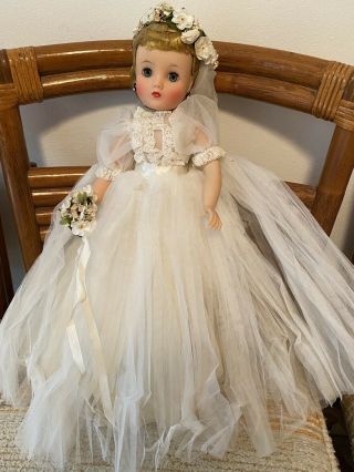 Vintage Madame Alexander Elise Bride Doll 1950’s