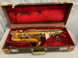 Vintage King H.  N.  White Zephyr Alto Saxophone 1960 - 61 Serial Number 372481
