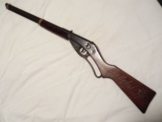 Vintage Daisy Model 40 No.  111 Red Ryder Air Rifle 1st Variant