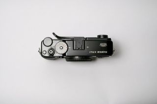 Fujifilm X - Pro1 16.  3MP Mirrorless Digital Camera Fuji X Range finder vintage 2