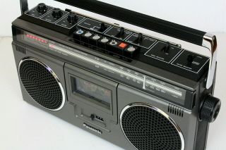 Panasonic RX - 5040 AM - FM Vintage Cassette Boombox.  Minty.  Video 5