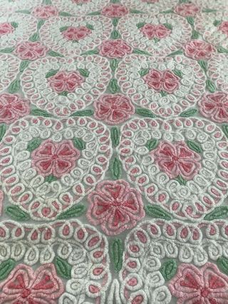 Fabulous vintage pink floral chenille king - size bedspread bed cover heart detail 2