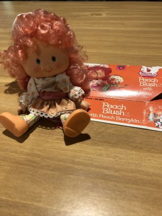 Vintage Kenner Strawberry Shortcake Peach Blush Doll Includes Bow Tights Shoes
