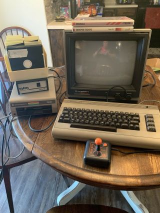 Vintage Commodore 64 Computer System Floppy Drive 1541 Monitor 1802 Games 2