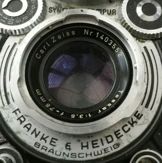 VINTAGE ROLLEIFLEX FILM CAMERA 75mm F3.  5 Tessar Heidosmat Lenses 3