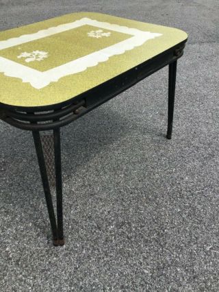 Vtg 5’ x 3’ Diner Formica Cafe Dinette Fold Kitchen Table,  leaf yellow flower 4