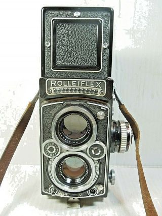 Vintage Rolleiflex 3.  5E TLR 6x6 film Camera w/ Schneider Xenotar Lens Germany 3
