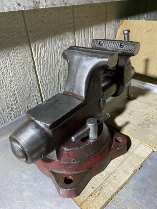 Vintage Wilton Bullet 5” Bench Vise With Swivel Base & Pipe Jaw - Made In USA 5