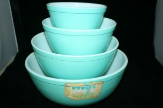 4 Vintage Pyrex Turquoise Mixing Bowls Complete Set Robins Egg 401 402 403 404