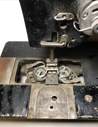 Singer 112W140 Black Industrial Sewing Machine Twin Needle Antique Vintage 6