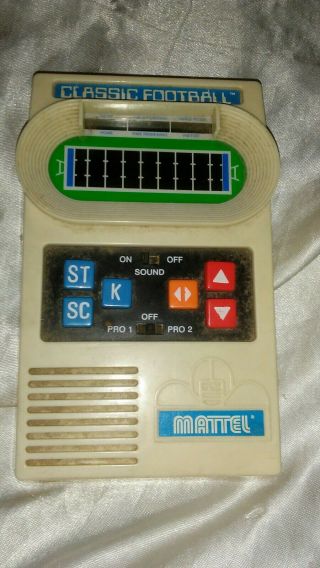 2000 Mattel Classic Football Handheld Electronic Game