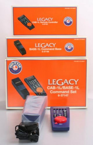 Lionel 6 - 37147 Legacy Cab - 1l / Base - 1l Command Set Ln/box