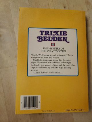 Trixie Belden 29 THE MYSTERY OF THE VELVET GOWN 1988 2