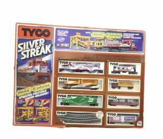 Vintage Tyco: Silver Streak Ho Train Set - W/ Warehouse & Loading Station | Iob