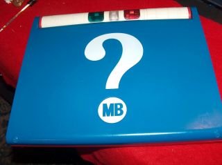 Electronic Guess Who? Extra Game Milton Bradley 2008 Portable Case Family No Box