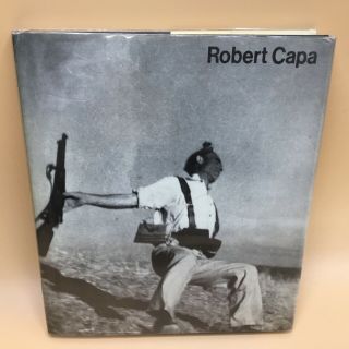 Library Of Photographers Robert Capa Viking Press 1974 Rare Book