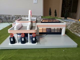 Mth 30 - 9109 Union 76 Operating Gas Station With 1967 Chevy Camaro Ss O Scale