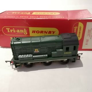 Tri - Ang/hornby - R.  152 0 - 6 - 0 Diesel Shunter Green Livery D3035 - Ho/oo