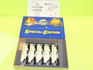 Ho Scale Athearn Special Edition Set Of C&o Hoppers