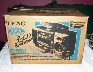 Teac Dc - D2831 Compact Stereo System With 3 - Cd Changer And Lp Turntable