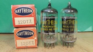 Closely Matched Pair Raytheon 12dt7 (12ax7 Sub) Black Plate Nos Nib Vacuum Tubes