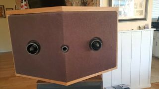Vintage Bose 901 series VI Speakers,  Active Equalizer,  Maple 5