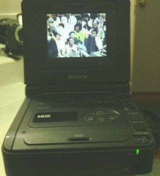 Sony Gv - A500 Hi8 8mm Video Walkman Vcr Great For 8mm To Transfer Video Dvd