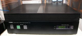 Yamaha M - 4 Power Amplifier With Led Watt Meters,  R/l Level Controls,  And More