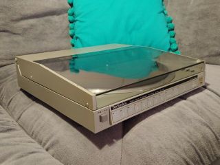 Technics Sl - Q6 Direct Drive Linear Tracking Automatic Turntable Serviced