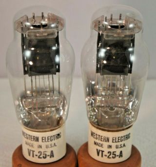 Pair Western Electric Vt25a Audio Tubes White Base Both Test 68 Min Of 32 On Tv7