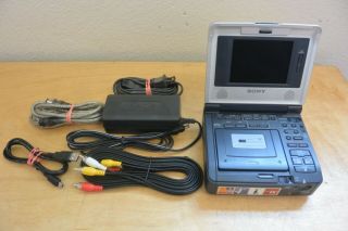 Sony Gv - D1000 Ntsc Mini Dv Vcr Player/recorder Minidv