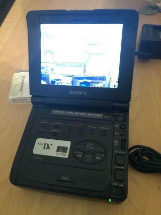 Sony Gv - D900 Mini Dv Portable Vcr,  Video Walkman,  With