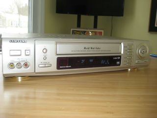 Samsung Sv - 5000w World Wide Vhs Vcr Pal Secam Ntsc Outstanding